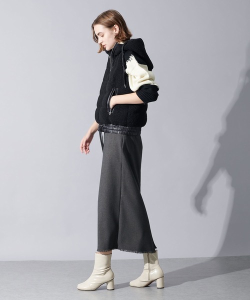 TITE IN THE STORE（ティテ　インザ　ストア）の「B7 ﾎﾞｱﾌｰﾃﾞｨﾀﾞｳﾝﾍﾞｽﾄ（ダウンベスト・レディース・ブラック/オフホワイト・38）」の5枚目の写真