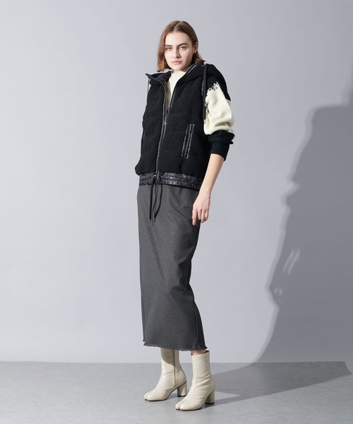 TITE IN THE STORE（ティテ　インザ　ストア）の「B7 ﾎﾞｱﾌｰﾃﾞｨﾀﾞｳﾝﾍﾞｽﾄ（ダウンベスト・レディース・ブラック/オフホワイト・38）」の6枚目の写真