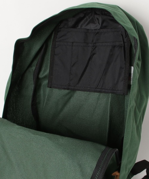 OUTDOOR PRODUCTS（アウトドアプロダクツ）の「【OUTDOOR PRODUCTS】DAYPACK Bottom Leather（バックパック/リュック・メンズ・ブラック/グレー系その他/ネイビー・FREE）」の6枚目の写真