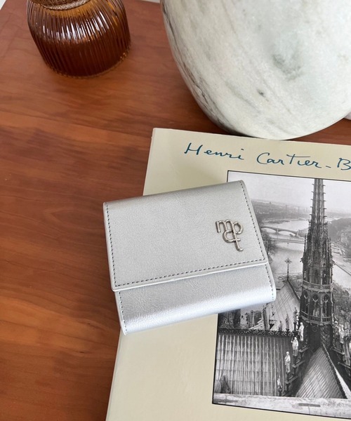 Me%（ミィパーセント）の「FLロゴミニサイフ　282598（財布・レディース・シルバー/レッド/ブラック/ライトブルー/ブラウン・FREE）」の12枚目の写真