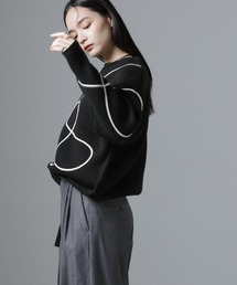 線柄ニットプルオーバー