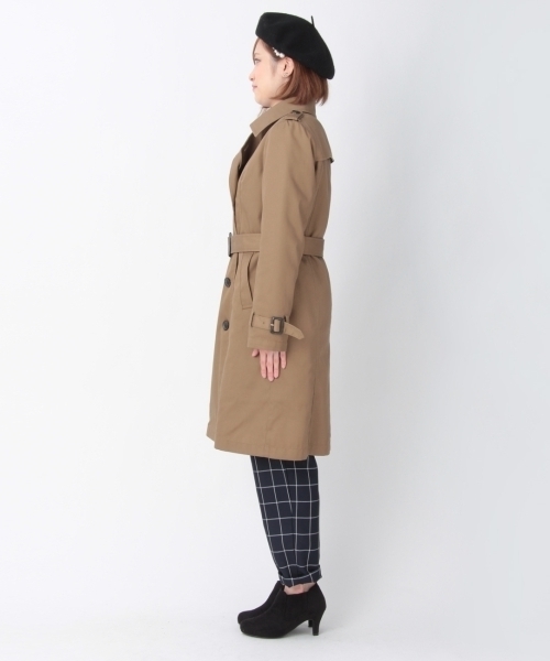 THE EMPORIUM(ジエンポリアム)の「綿ツイルトレンチコート(トレンチコート・レディース・グリーン/ベージュ/ネイビー・38/40)」の4枚目の写真