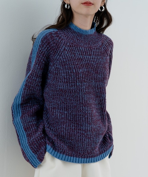 refinedworks(リファインドワークス)の「【refinedwokrs】配色ラインがデザインポイントのハイネックプルオーバー!(ニット/セーター・レディース・オレンジ/ベージュ/グリーン/ブルー/パープル・FREE)」の4枚目の写真