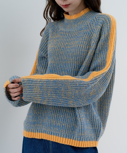 refinedworks(リファインドワークス)の「【refinedwokrs】配色ラインがデザインポイントのハイネックプルオーバー!(ニット/セーター・レディース・オレンジ/ベージュ/グリーン/ブルー/パープル・FREE)」の7枚目の写真