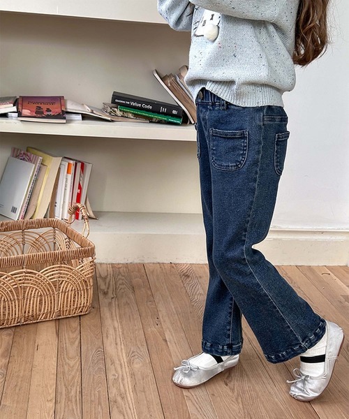 aimoha（アイモハ）の「【aimoha-KIDS-】フレアデニムパンツ（デニムパンツ・キッズ・ブルー・120/130/140/150/90/100/110）」の5枚目の写真