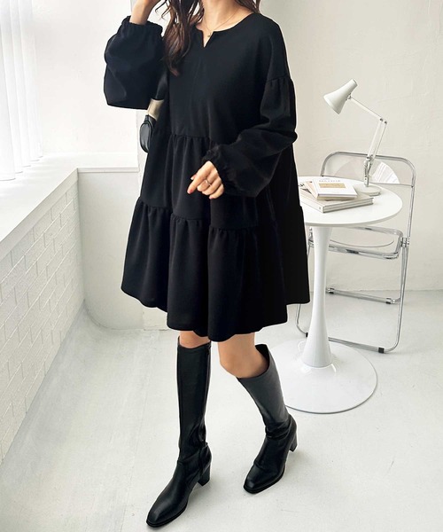 GeeRA（ジーラ）の「春 にぴったり。前後2WAYボリュームティアードチュニック（シャツ/ブラウス・レディース・サンドグレー/ブラック/オフホワイト・LARGE/X-LARGE/MEDIUM）」の11枚目の写真