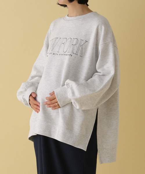 LEPSIM（レプシィム）の「【産前・産後対応】マタニティ／白抜きロゴ刺繍プルオーバー　291018（スウェット・レディース・ブルー/グレー・FREE）」の5枚目の写真