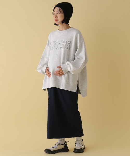 LEPSIM（レプシィム）の「【産前・産後対応】マタニティ／白抜きロゴ刺繍プルオーバー　291018（スウェット・レディース・ブルー/グレー・FREE）」の8枚目の写真