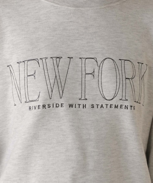 LEPSIM（レプシィム）の「【産前・産後対応】マタニティ／白抜きロゴ刺繍プルオーバー　291018（スウェット・レディース・ブルー/グレー・FREE）」の22枚目の写真