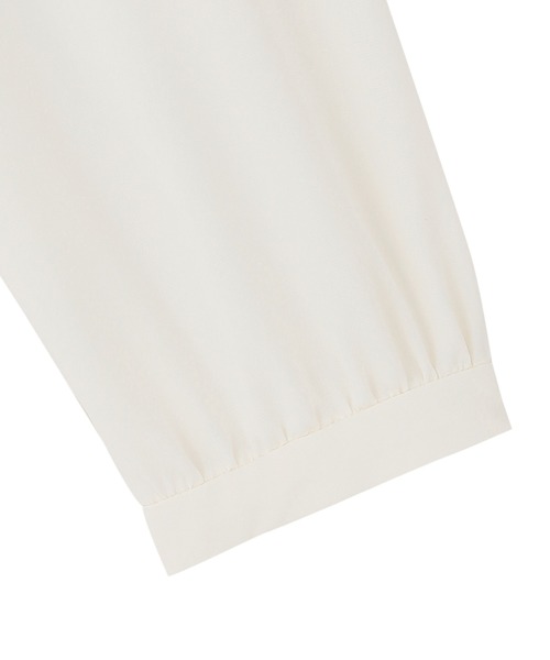 TOKYO SHIRTS（トウキョウシャツ）の「シルキーサテン ボウタイパールブラウス 長袖 レディース（シャツ/ブラウス・レディース・ブルー/ホワイト/ネイビー・M/L/LL）」の15枚目の写真