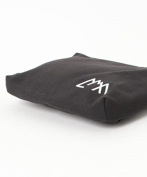 CMF OUTDOOR GARMENT（シーエムエフアウトドアガーメント）の「CMF OUTDOOR GARMENT/シーエムエフ アウトドアガーメント　SMART PAC SMOOTH NYLON スマートパックスムースナイロン（ショルダーバッグ・メンズ・ベージュ/ブラック・F）」の4枚目の写真