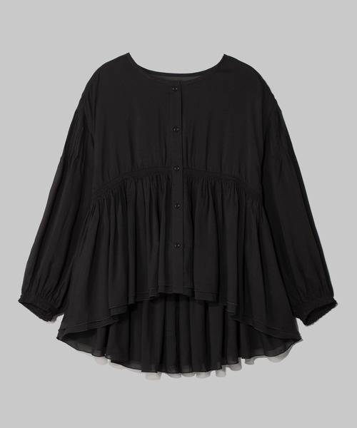STERNBERG(スタンバーグ)の「ヴィスコースギャザーブラウス(シャツ/ブラウス・レディース・ホワイト/ブラック・MEDIUM/LARGE)」の1枚目の写真