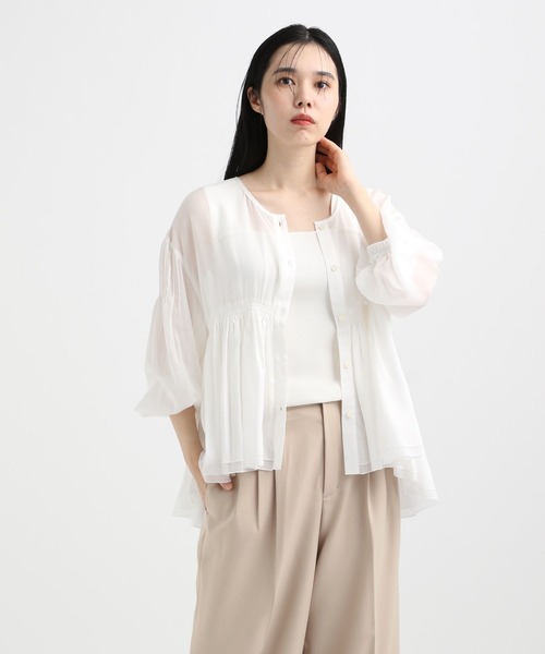 STERNBERG(スタンバーグ)の「ヴィスコースギャザーブラウス(シャツ/ブラウス・レディース・ホワイト/ブラック・MEDIUM/LARGE)」の4枚目の写真