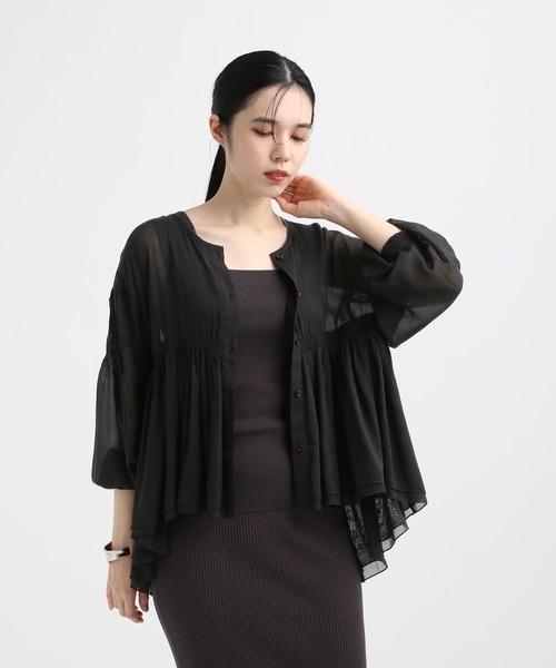 STERNBERG(スタンバーグ)の「ヴィスコースギャザーブラウス(シャツ/ブラウス・レディース・ホワイト/ブラック・MEDIUM/LARGE)」の16枚目の写真