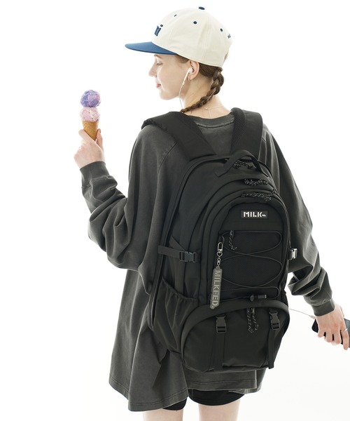 MILKFED.（ミルクフェド）の「【37L】DAILY BACKPACK【PC収納可・A4サイズ】（バックパック/リュック・レディース・レッド/ブラック・ONE SIZE）」の10枚目の写真