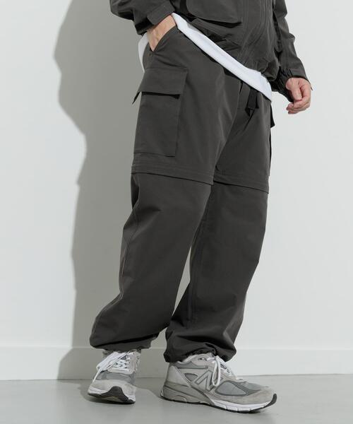 ITEMS URBANRESEARCH（アイテムズ アーバンリサーチ）の「『セットアップ対応』ドライウェザー 2WAYカーゴパンツ（その他パンツ・メンズ・ブラック/チャコールグレー・MEDIUM/LARGE）」の7枚目の写真