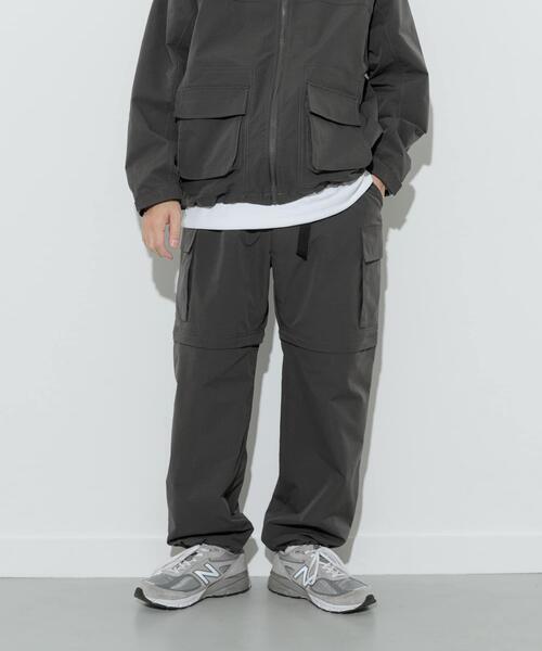 ITEMS URBANRESEARCH（アイテムズ アーバンリサーチ）の「『セットアップ対応』ドライウェザー 2WAYカーゴパンツ（その他パンツ・メンズ・ブラック/チャコールグレー・MEDIUM/LARGE）」の8枚目の写真