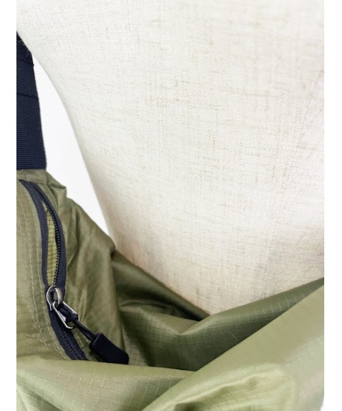 WORLD WIDE LOVE!（ワールドワイドラブ）の「LIBRTY ショルダーバック（ショルダーバッグ・レディース・ベージュ/ブラック/カーキ・FREE）」の14枚目の写真