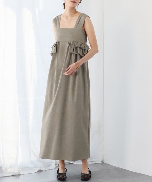 ELFRANK(エルフランク)の「リネンライクオフショルダーAラインワンピース(ワンピース・レディース・ブラック/カーキ・FREE)」の1枚目の写真