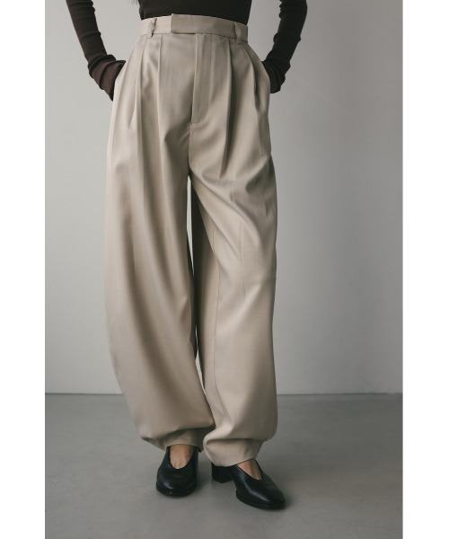 STYLEMIXER(スタイルミキサー)の「ワイドタックフォルムパンツ(その他パンツ・レディース・グレー/ブラック/ライトベージュ・SMALL/MEDIUM)」の3枚目の写真