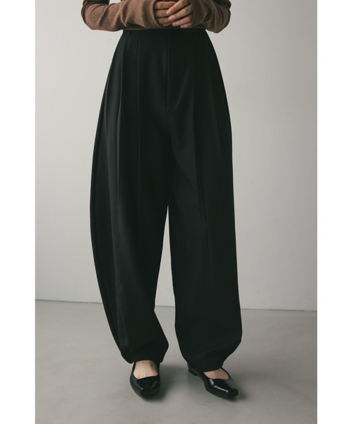 STYLEMIXER(スタイルミキサー)の「ワイドタックフォルムパンツ(その他パンツ・レディース・グレー/ブラック/ライトベージュ・SMALL/MEDIUM)」の5枚目の写真