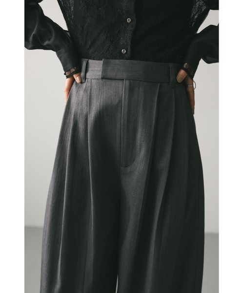 STYLEMIXER(スタイルミキサー)の「ワイドタックフォルムパンツ(その他パンツ・レディース・グレー/ブラック/ライトベージュ・SMALL/MEDIUM)」の16枚目の写真