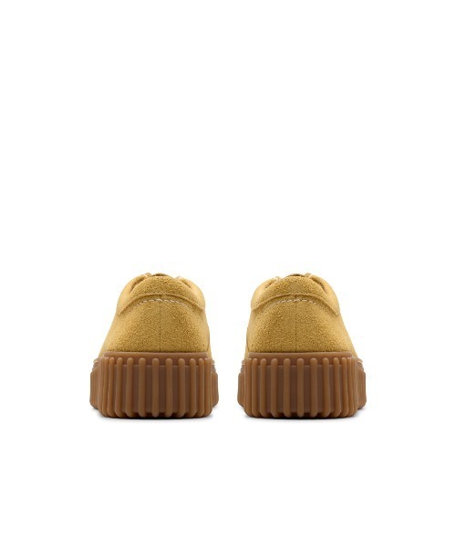 Clarks(クラークス)の「Clarks Torhill Bee(クラークス トーヒルビー)(モカシン/デッキシューズ・レディース・ゴールド系・25cm/23cm/23.5cm/24cm/24.5cm)」の2枚目の写真