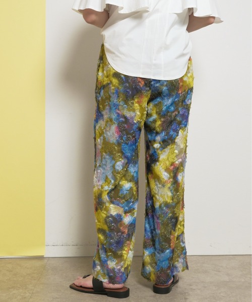 palm RICHE（ポームリシュ）の「カットジャガード柄パンツ オリジナル水彩 総柄 ワイドストレートシルエット タックパンツ（その他パンツ・レディース・グレー/イエロー・M）」の10枚目の写真