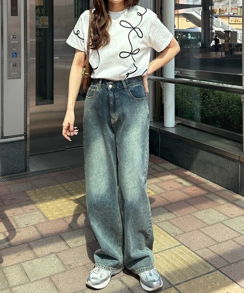 GeeRA(ジーラ)の「リボン風コード刺繍Tシャツ(Tシャツ/カットソー・レディース・オートミール/チャコール/アイボリー・MEDIUM)」の9枚目の写真