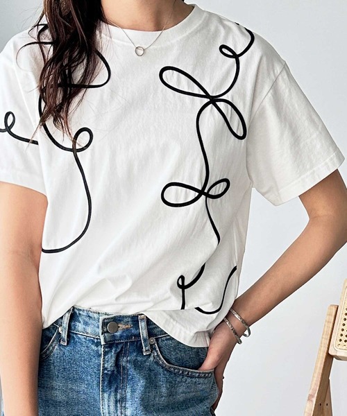 GeeRA(ジーラ)の「リボン風コード刺繍Tシャツ(Tシャツ/カットソー・レディース・オートミール/チャコール/アイボリー・MEDIUM)」の19枚目の写真