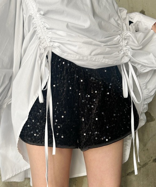 Narcissus(ナルシス)の「スパンコールベロアショートパンツ(その他パンツ・レディース・シルバー/ブラック・FREE)」の16枚目の写真