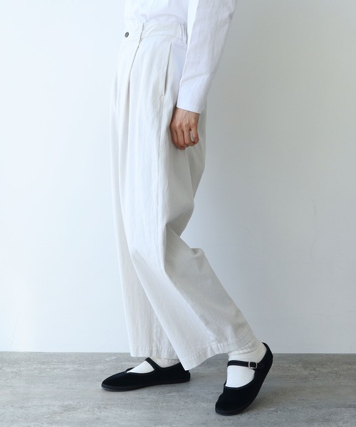 yuni(ユニ )の「60/2強撚コットン テーパードパンツ(その他パンツ・レディース・ライトピンク/ネイビー/ライトグレー・SMALL/MEDIUM)」の7枚目の写真