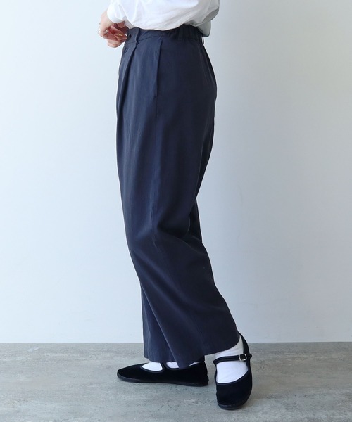 yuni(ユニ )の「60/2強撚コットン テーパードパンツ(その他パンツ・レディース・ライトピンク/ネイビー/ライトグレー・SMALL/MEDIUM)」の11枚目の写真