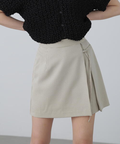 FREE'S MART(フリーズマート)の「◆インナーパンツ付きラップ風ミニスカート(スカート・レディース・ベージュ系その他/グレー/ブラック・SMALL/MEDIUM)」の1枚目の写真