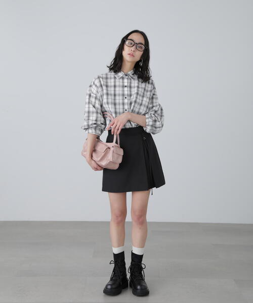 FREE'S MART(フリーズマート)の「◆インナーパンツ付きラップ風ミニスカート(スカート・レディース・ベージュ系その他/グレー/ブラック・SMALL/MEDIUM)」の10枚目の写真