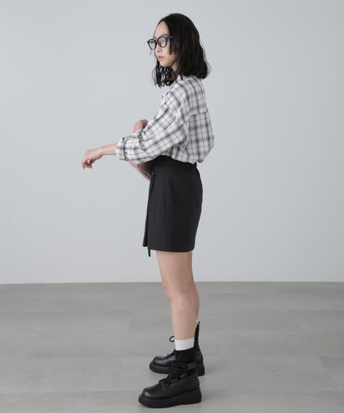 FREE'S MART(フリーズマート)の「◆インナーパンツ付きラップ風ミニスカート(スカート・レディース・ベージュ系その他/グレー/ブラック・SMALL/MEDIUM)」の11枚目の写真