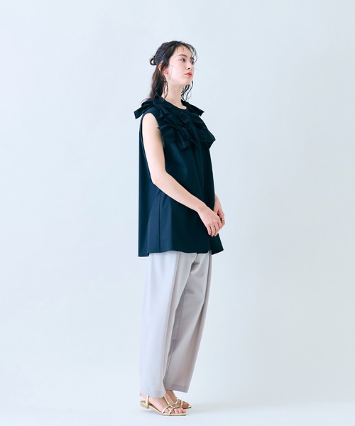 Audie a Muses（オーディアミューズ）の「共生地リボンモチーフノースリーブブラウス（シャツ/ブラウス・レディース・レッド/ブラック/オフホワイト・42/38）」の19枚目の写真