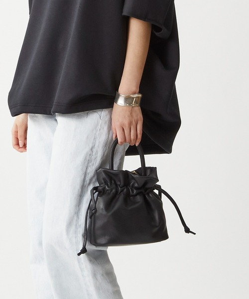 WEB限定】＜INNUE（イヌエ）＞ショルダー付きマルチウェイハンドバッグ  