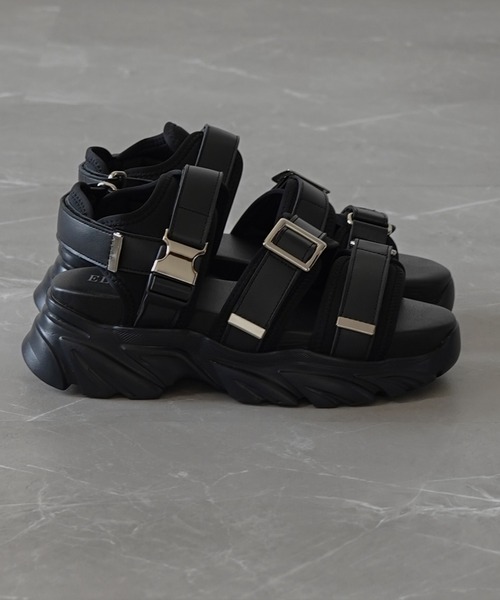 ELLUV/エルヴ】+7cmハイソール PUレザーバックルベルテッドサンダル