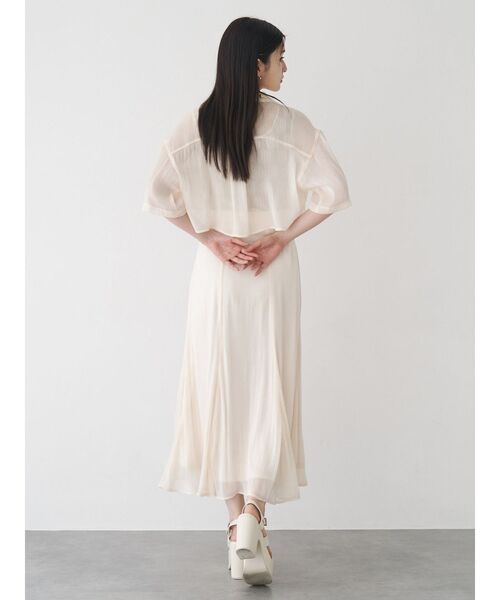 MURUA（ムルーア）の「【セットアップ対応】シャイニーシアースカート（スカート・レディース・ライトグリーン/ブラック/アイボリー/ブラウン・1/2）」の8枚目の写真