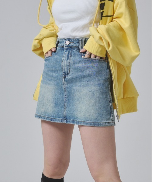 ENVYM(アンビー)の「ストレッチデニムミニスカート(デニムスカート・レディース・ブルー・MEDIUM/SMALL)」の3枚目の写真