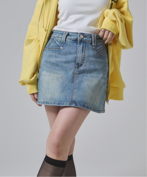 ENVYM(アンビー)の「ストレッチデニムミニスカート(デニムスカート・レディース・ブルー・MEDIUM/SMALL)」の6枚目の写真
