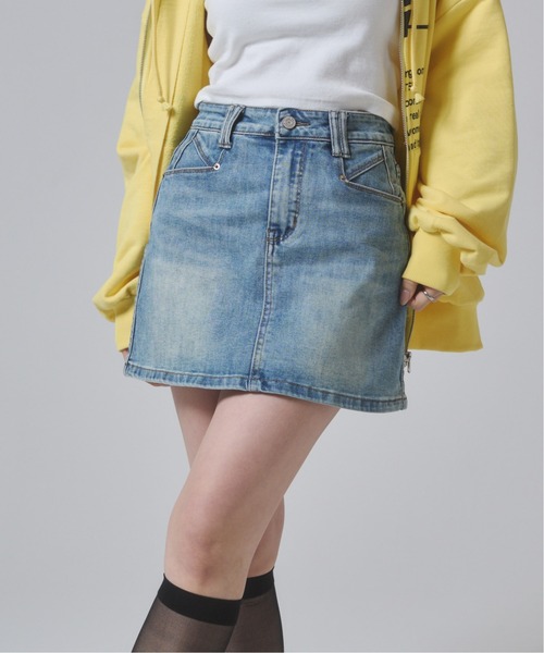 ENVYM(アンビー)の「ストレッチデニムミニスカート(デニムスカート・レディース・ブルー・MEDIUM/SMALL)」の5枚目の写真