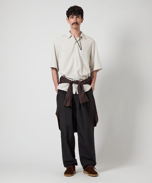 Steven Alan（スティーブンアラン）の「＜Steven Alan＞ ドレープ レギュラーカラー ショートスリーブ シャツ STANDARD LOOSE BOX（シャツ/ブラウス・メンズ・ライトグレー/ブラック/グレー・S/M/L/XL）」の16枚目の写真