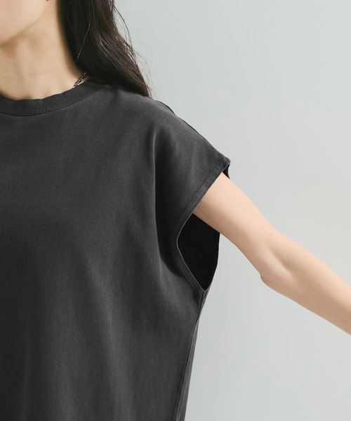 STAR&STRIPE(スターアンドストライプ)の「【STAR&STRIPE(スター&ストライプ)】NOSLEEVE CREW(Tシャツ/カットソー・レディース・オレンジ/チャコールグレー/ホワイト/ブラック・M)」の11枚目の写真