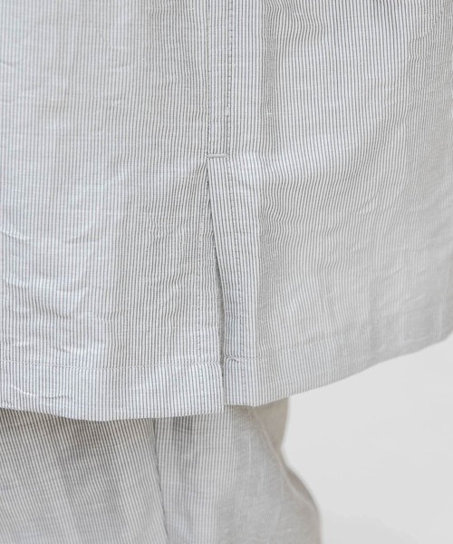 FORK&SPOON（フォークアンドスプーン）の「FORK&SPOON　リネンワッシャーオープンカラーシャツ（シャツ/ブラウス・レディース・ブラック系その他/ホワイト系その他・1）」の4枚目の写真