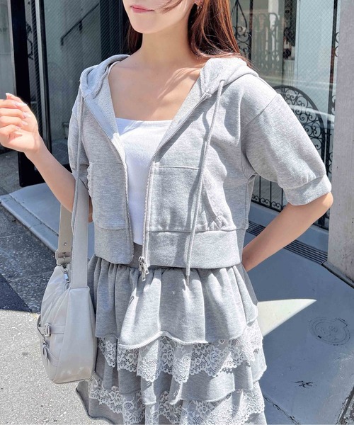 INGNI(イング)の「レース付ミニスウェットジップパーカー(パーカー・レディース・グレー/オートミール/ネイビー・M)」の5枚目の写真