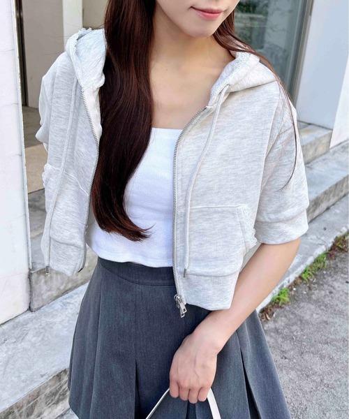 INGNI(イング)の「レース付ミニスウェットジップパーカー(パーカー・レディース・グレー/オートミール/ネイビー・M)」の15枚目の写真