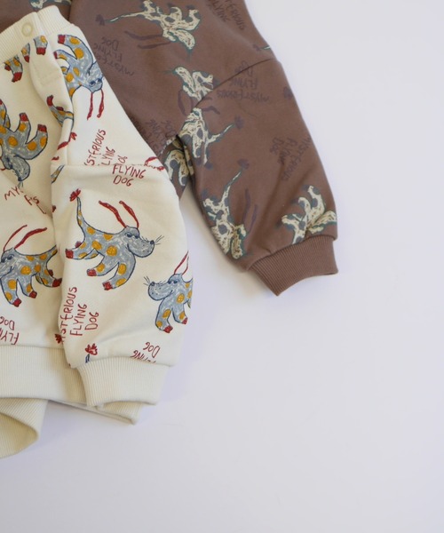 MAKE YOUR DAY（メイクユアデイ）の「空飛ぶ犬総柄裏毛トレーナー■80～140cm（スウェット・キッズ・アイボリー/モカ・140/90/130/120/110/100/80）」の10枚目の写真