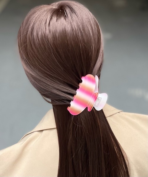 tone（トーン）の「KuKuLu TOKYO/basic バンスクリップ（バレッタ/ヘアクリップ・レディース・ブルー系その他2/ブルー系その他3/ピンク系その他/パープル系その他3/レッド系その他2/パープル系その他/パープル系その他2/ピンク/レッド系その他/ブルー系その他/イエロー/ピンク系その他2/ピンク系その他3/オレンジ・FREE）」の11枚目の写真